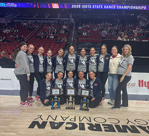 2025-26 Spartan dance team and coaches at state dance in Des Moines
