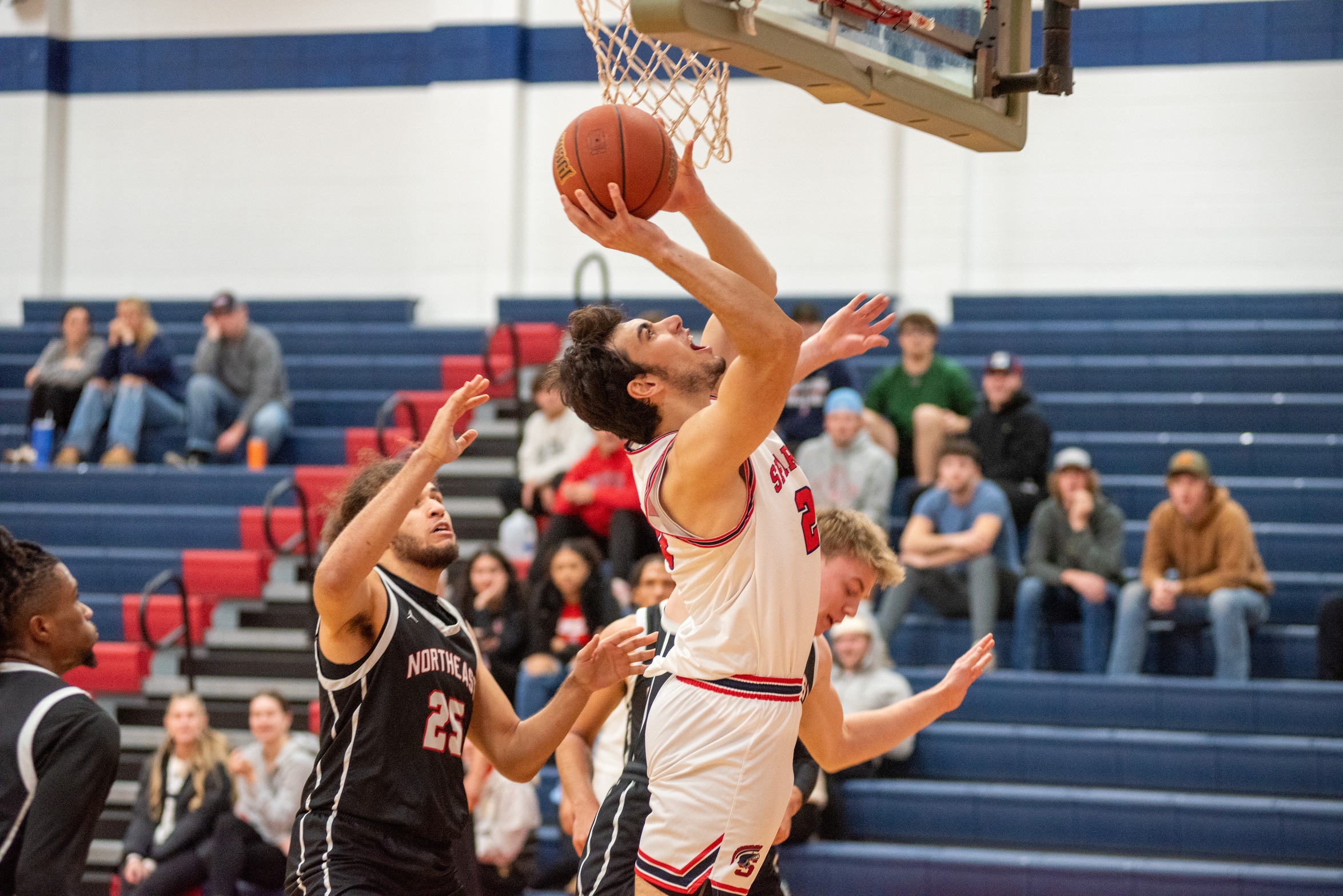 SOUTHWESTERN SPARTANS MEN'S BASKETBALL HEAD INTO BREAK WITH CHALLENGES AHEAD