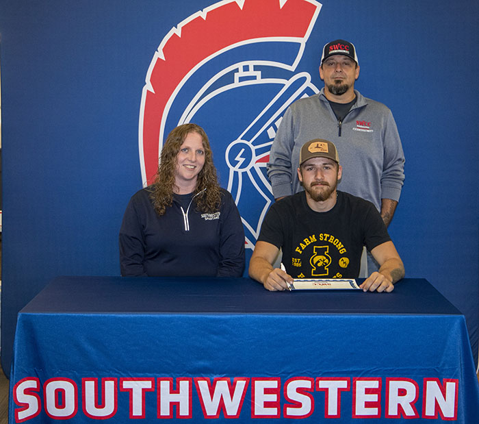 Sitting: Jenny Wuebker and Nate Purdy
Standing: Josh Purdy
